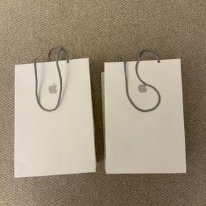 Apple paper shopping bags